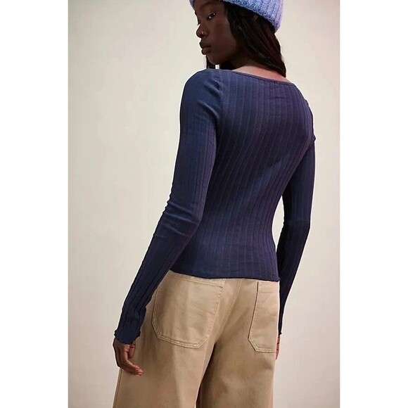 Free People Tilly Long-Sleeve Cardi Blouse Top Knit Ribbed Buttondown M 280623 - Picture 2 of 8